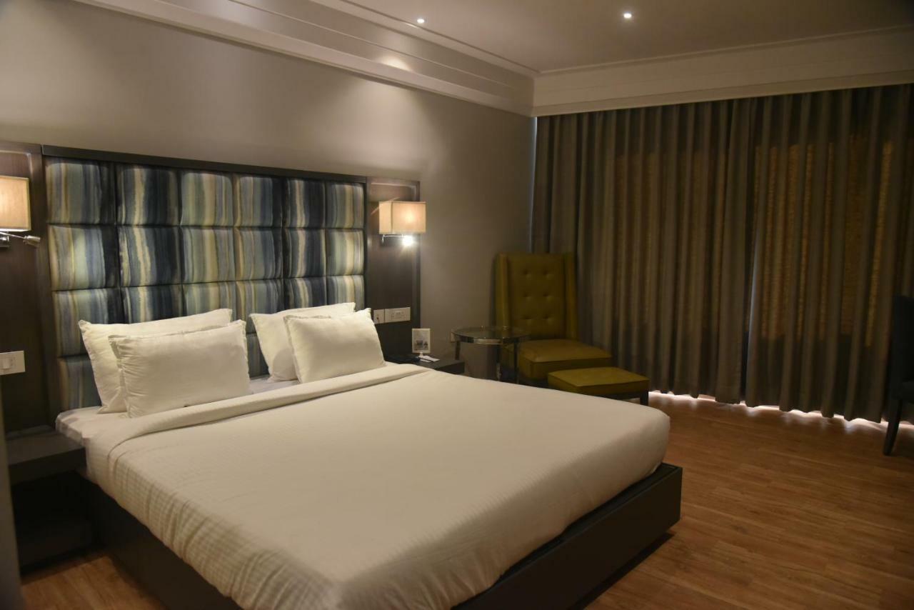 Hotel Accord Premier Raigarh Eksteriør bilde